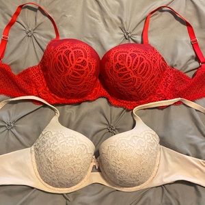 Victoria’s Secret bras